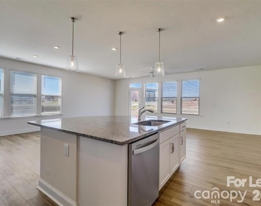 3853 Hayden Lane - Photo Thumbnail 22