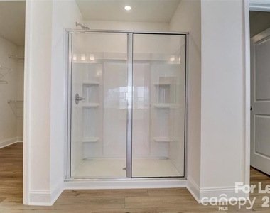 3845 Hayden Lane - Photo Thumbnail 35