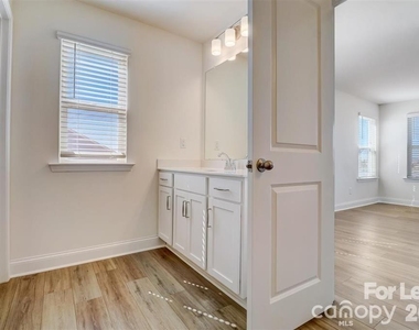 3845 Hayden Lane - Photo Thumbnail 34