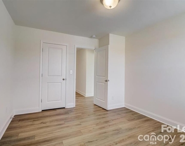 3845 Hayden Lane - Photo Thumbnail 29