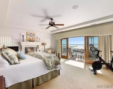 555 Ocean - Photo Thumbnail 10