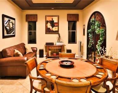 134 Royal Saint Georges Way - Photo Thumbnail 7