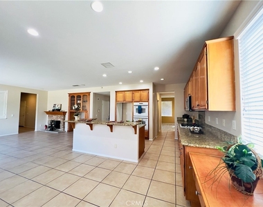 17231 Greentree Drive - Photo Thumbnail 12
