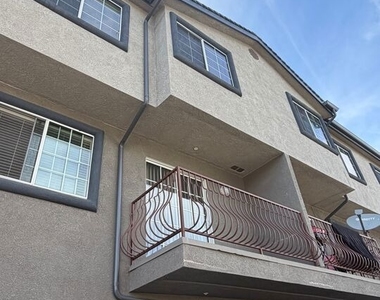 1210 W 39th Street - Photo Thumbnail 1