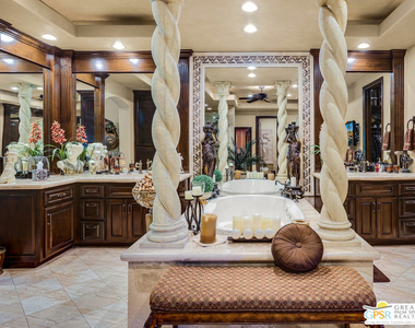57870 S Valley Lane - Photo Thumbnail 27