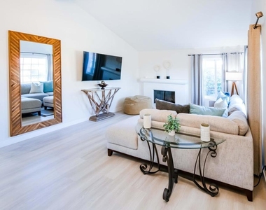 79361 Port Royal Avenue - Photo Thumbnail 5