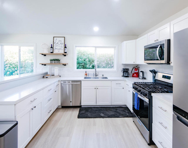 79361 Port Royal Avenue - Photo Thumbnail 10
