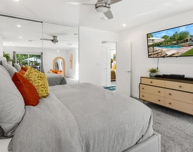 72382 Desert Drive - Photo Thumbnail 30