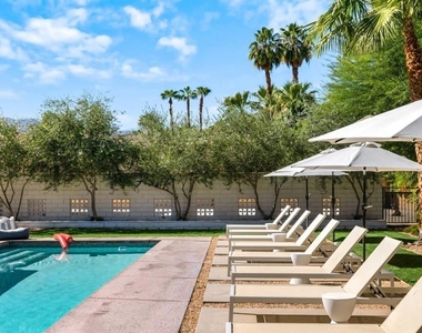 72382 Desert Drive - Photo Thumbnail 2