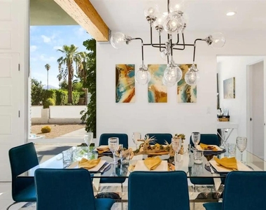 72382 Desert Drive - Photo Thumbnail 13