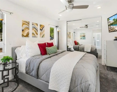 72382 Desert Drive - Photo Thumbnail 35