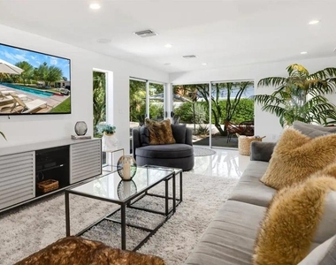 72382 Desert Drive - Photo Thumbnail 22