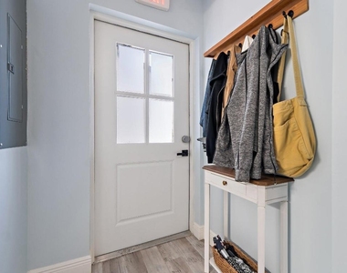 310 Se Denver Avenue - Photo Thumbnail 22