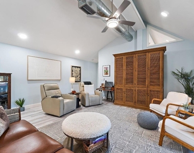 310 Se Denver Avenue - Photo Thumbnail 31