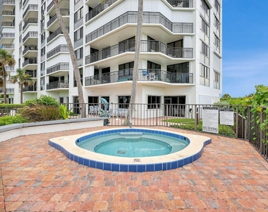 2800 N Highway A1a - Photo Thumbnail 49