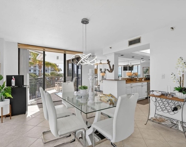 2800 N Highway A1a - Photo Thumbnail 4