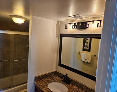 5600 N Flagler Drive - Photo Thumbnail 11