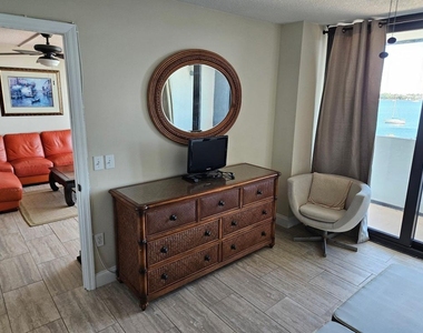 5600 N Flagler Drive - Photo Thumbnail 6