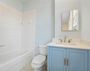 560 Nw 39th Circle - Photo Thumbnail 30