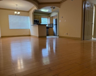 744 Ne 14th Avenue - Photo Thumbnail 10