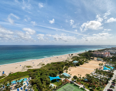 2700 N Ocean Drive - Photo Thumbnail 2