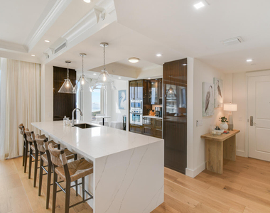 2700 N Ocean Drive - Photo Thumbnail 5