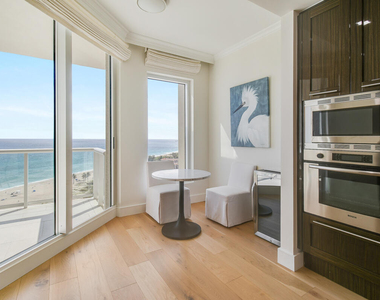 2700 N Ocean Drive - Photo Thumbnail 8