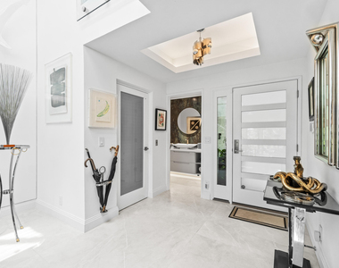2335 S Ocean Boulevard - Photo Thumbnail 7