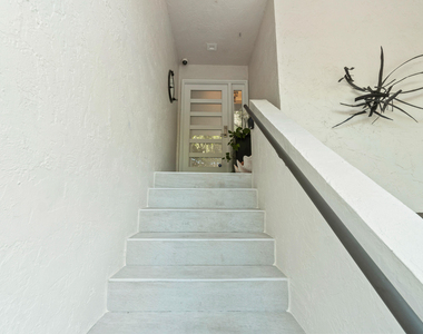 2335 S Ocean Boulevard - Photo Thumbnail 6