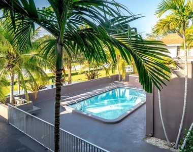 1800 Nw 4th Avenue - Photo Thumbnail 2