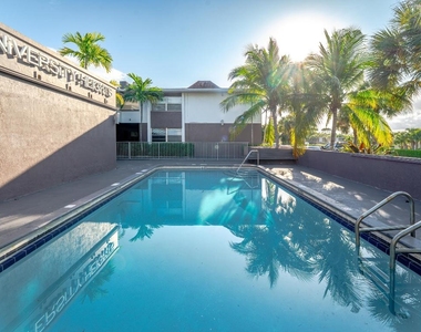 1800 Nw 4th Avenue - Photo Thumbnail 4