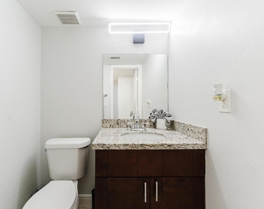 1800 Nw 4th Avenue - Photo Thumbnail 20