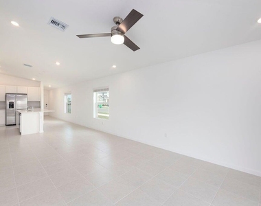 11146 Nw Fernbrook Drive - Photo Thumbnail 11