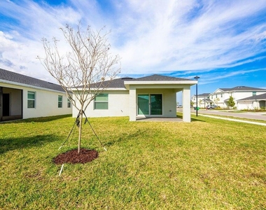 11146 Nw Fernbrook Drive - Photo Thumbnail 36
