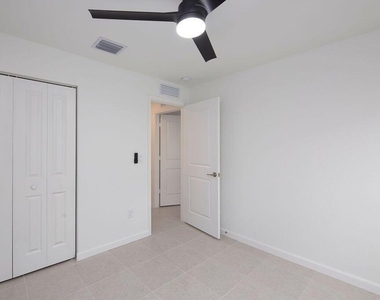 11146 Nw Fernbrook Drive - Photo Thumbnail 27