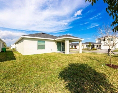 11146 Nw Fernbrook Drive - Photo Thumbnail 35