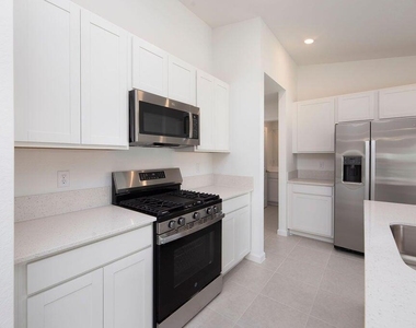 11146 Nw Fernbrook Drive - Photo Thumbnail 8