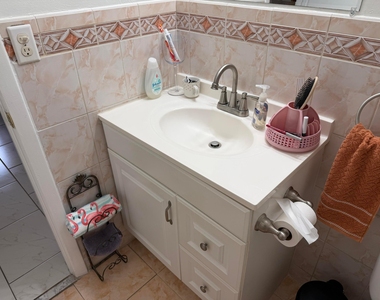 502 Davis Road - Photo Thumbnail 27