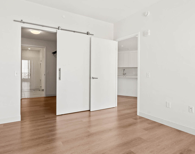 35 Lomasney Way - Photo Thumbnail 33