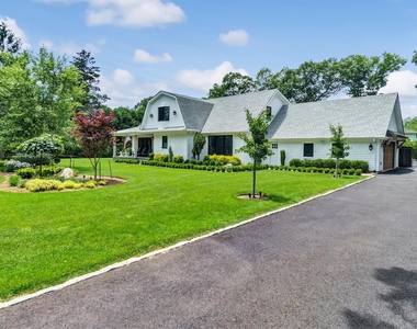 99 Beach Road - Photo Thumbnail 27