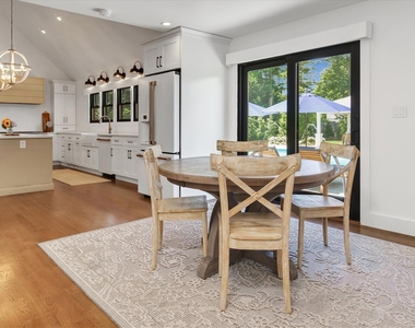 99 Beach Road - Photo Thumbnail 14