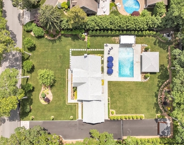 99 Beach Road - Photo Thumbnail 36
