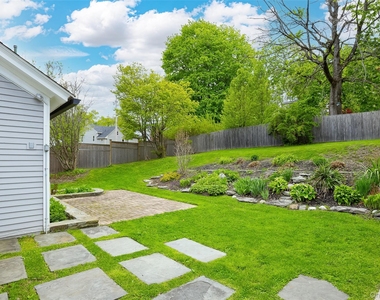 5 Valley Farm Road - Photo Thumbnail 21