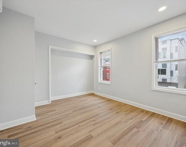 2253 N Delhi Street - Photo Thumbnail 10