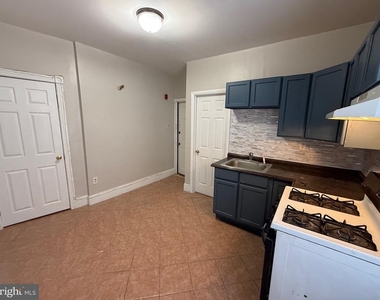5748 Chestnut Street - Photo Thumbnail 2