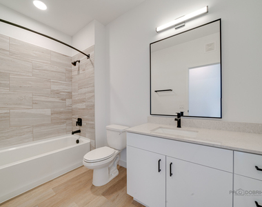 750 Hawthorn Row - Photo Thumbnail 18