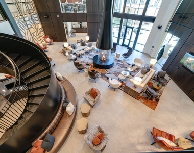 750 Hawthorn Row - Photo Thumbnail 4