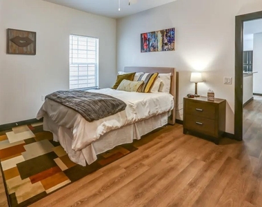 715 N 16th St - Photo Thumbnail 20