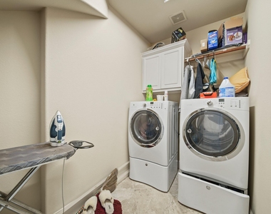 2523 Crossvine Drive - Photo Thumbnail 25