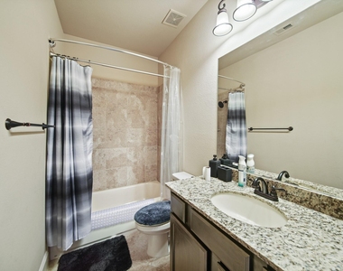 2523 Crossvine Drive - Photo Thumbnail 21